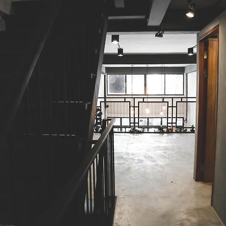 The Cube Hostel Khaosan กรุงเทพมหานคร ภายนอก รูปภาพ