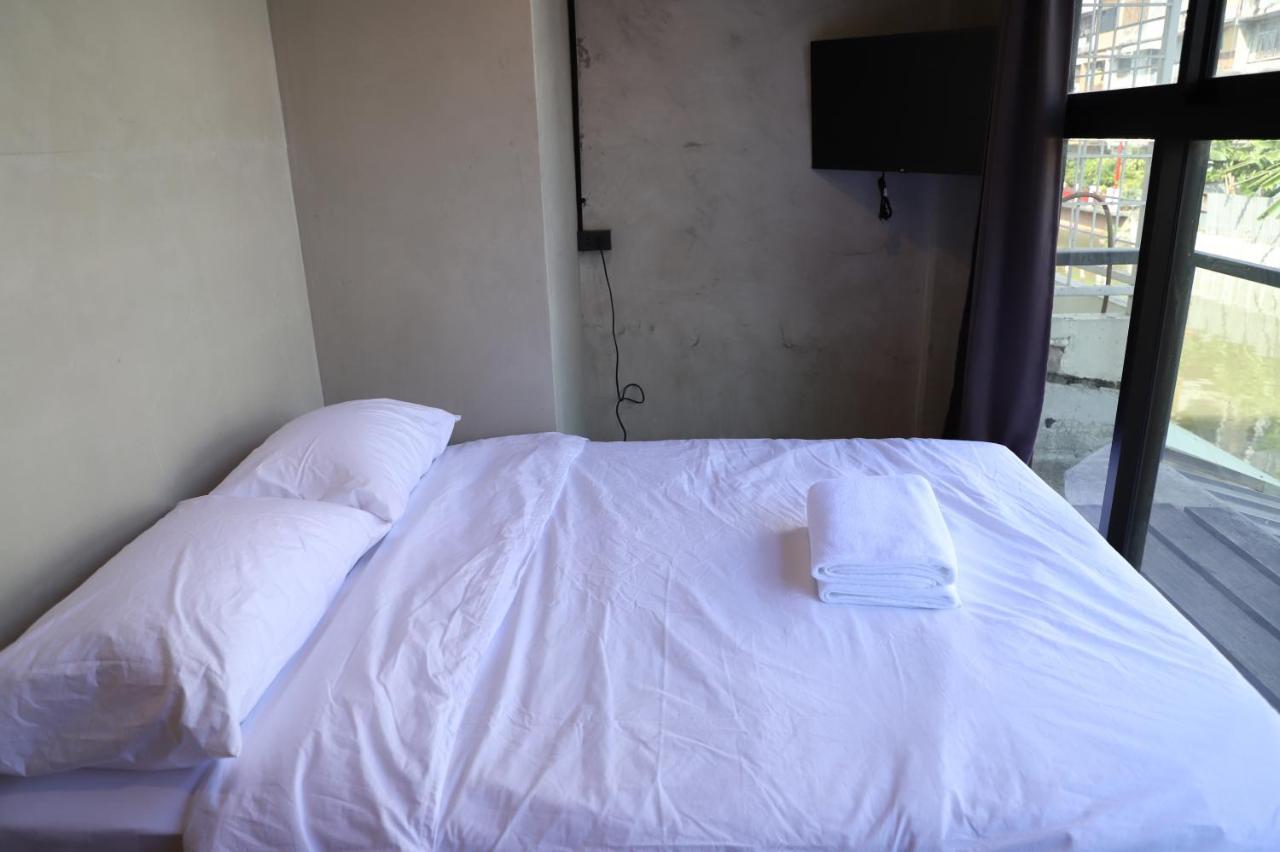 The Cube Hostel Khaosan กรุงเทพมหานคร ภายนอก รูปภาพ