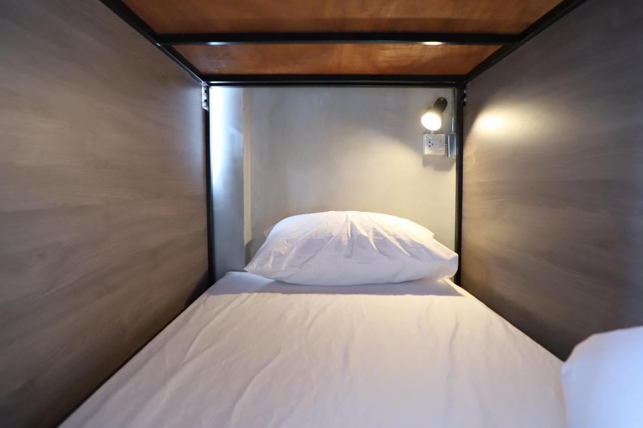 The Cube Hostel Khaosan กรุงเทพมหานคร ภายนอก รูปภาพ