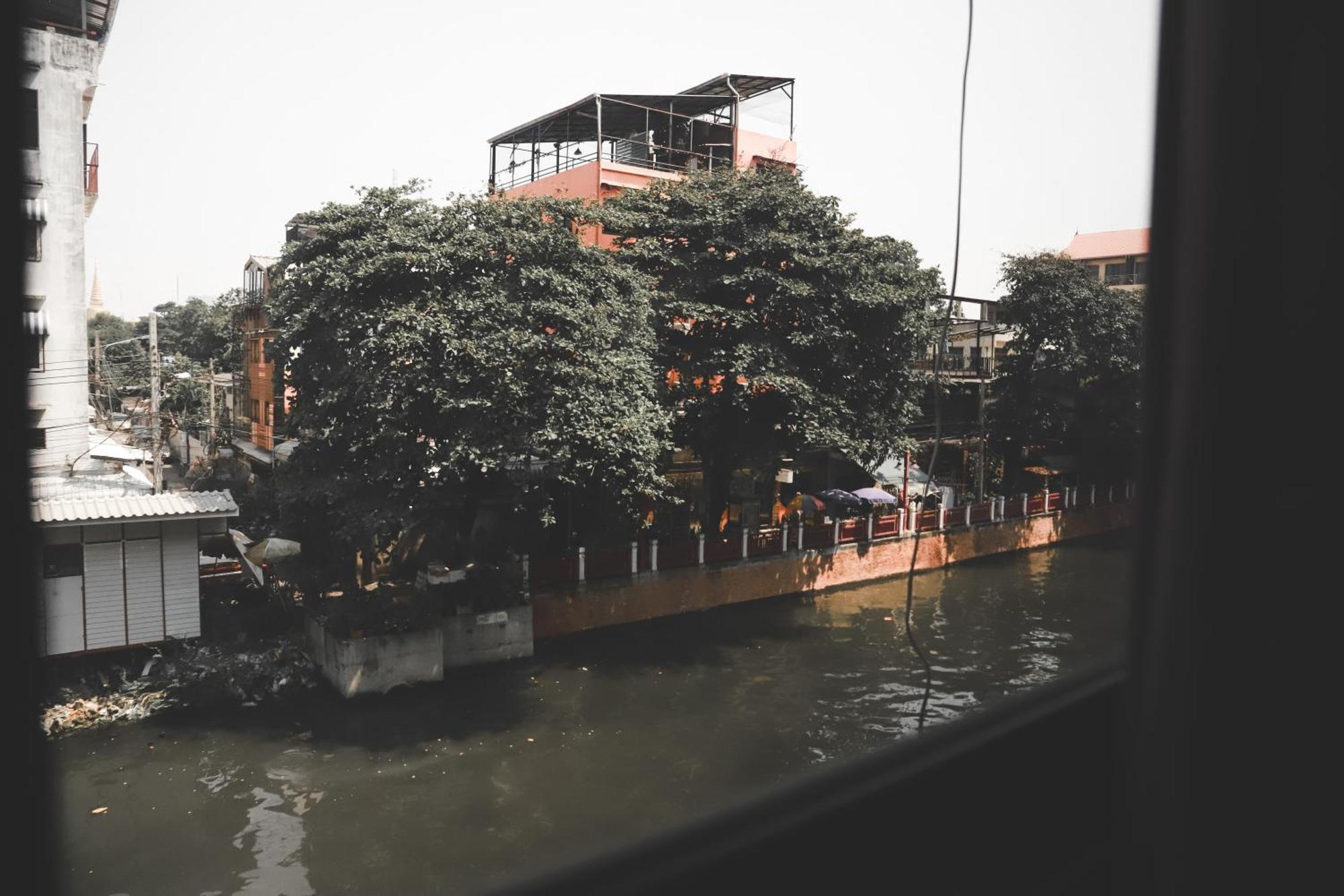 The Cube Hostel Khaosan กรุงเทพมหานคร ภายนอก รูปภาพ